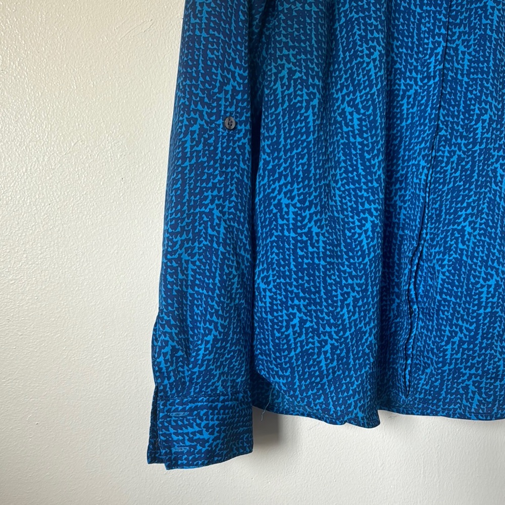 Ann Taylor Blue Patterned Blouse - image 5